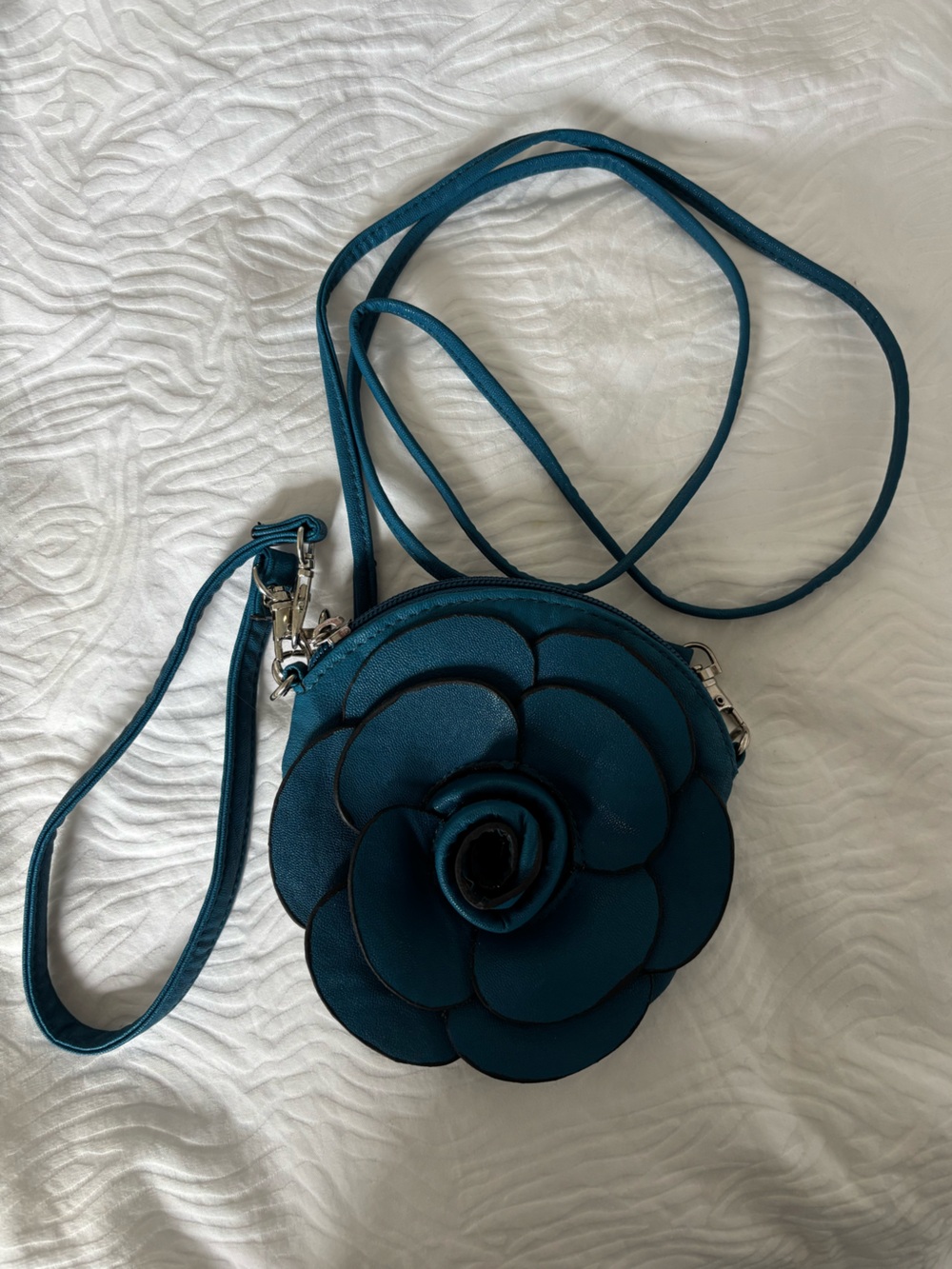 Teal Floral Crossbody Wristlet Bag - Picture 2 of 8